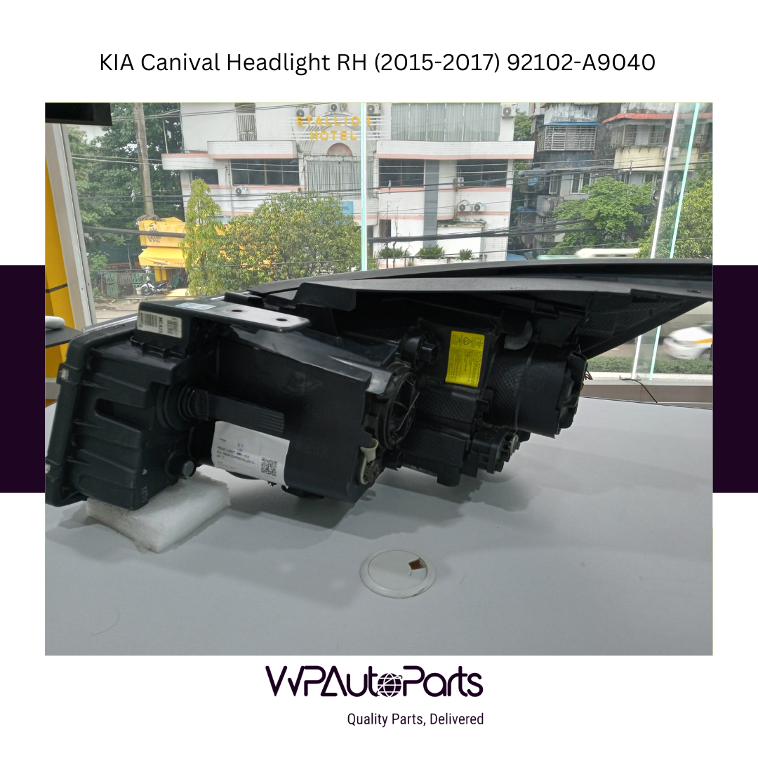 Kia Carnival (2015-2017) Headlight RH (used) 92102-A9040