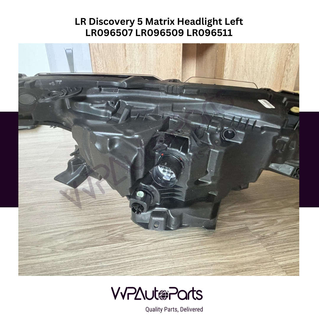 LR Discovery 5 Matrix Headlight Left LR096507 And Right LR096508 Used