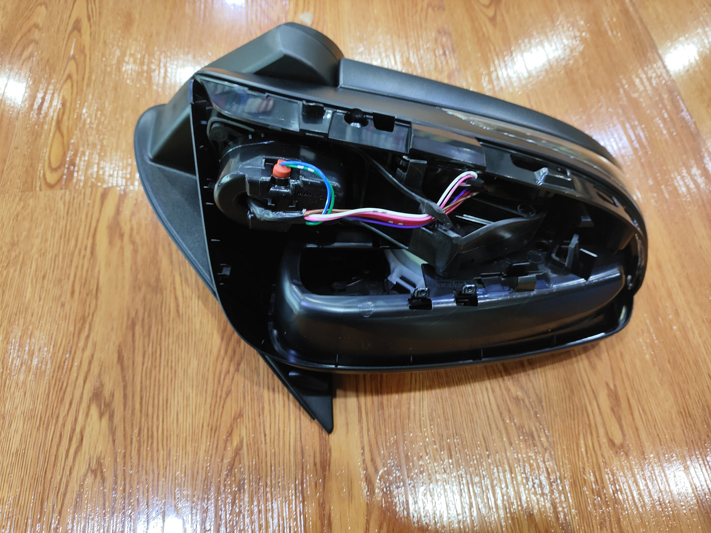 Toyota Hilux Revo Adventure Side Mirror Right Assembly Genuine New 046206 044557