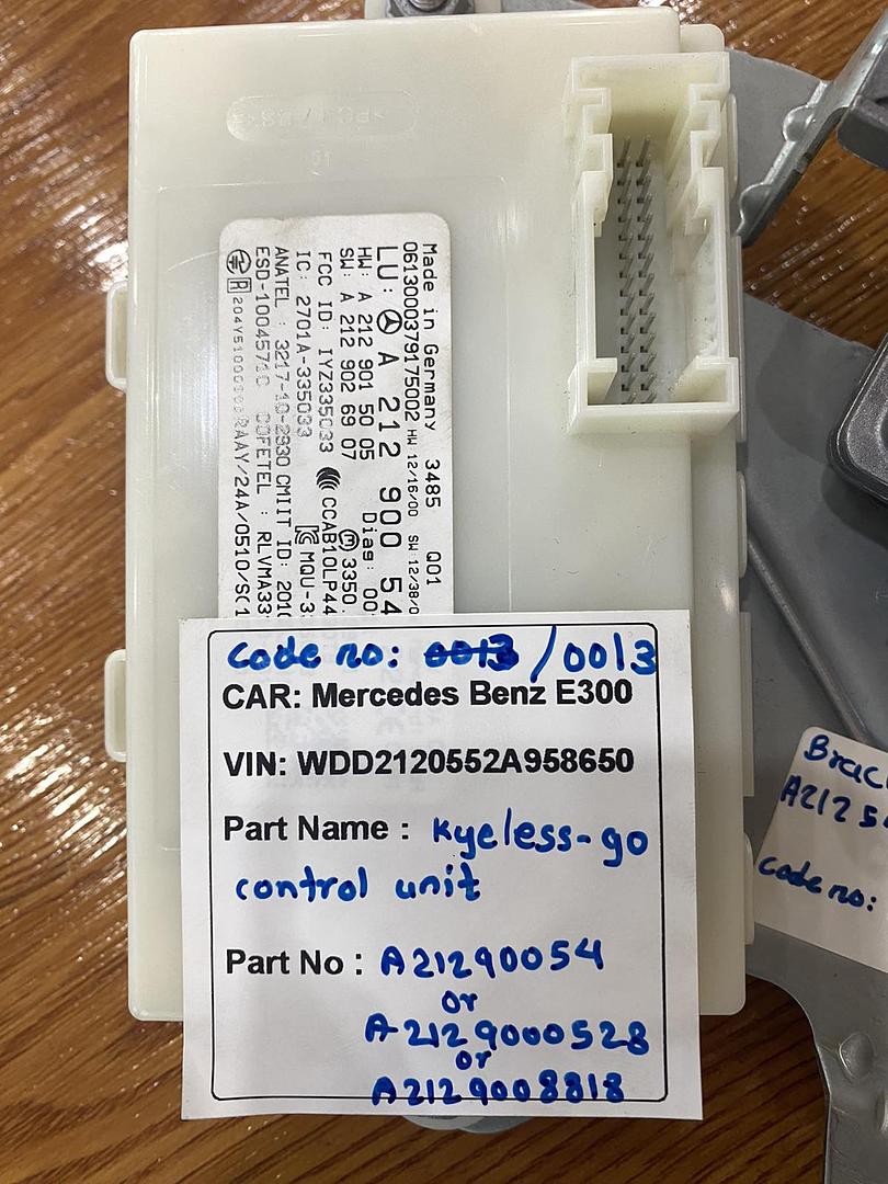 Mercedes-Benz E300 2014 W212 Control Unit Keyless Go- A2129009729