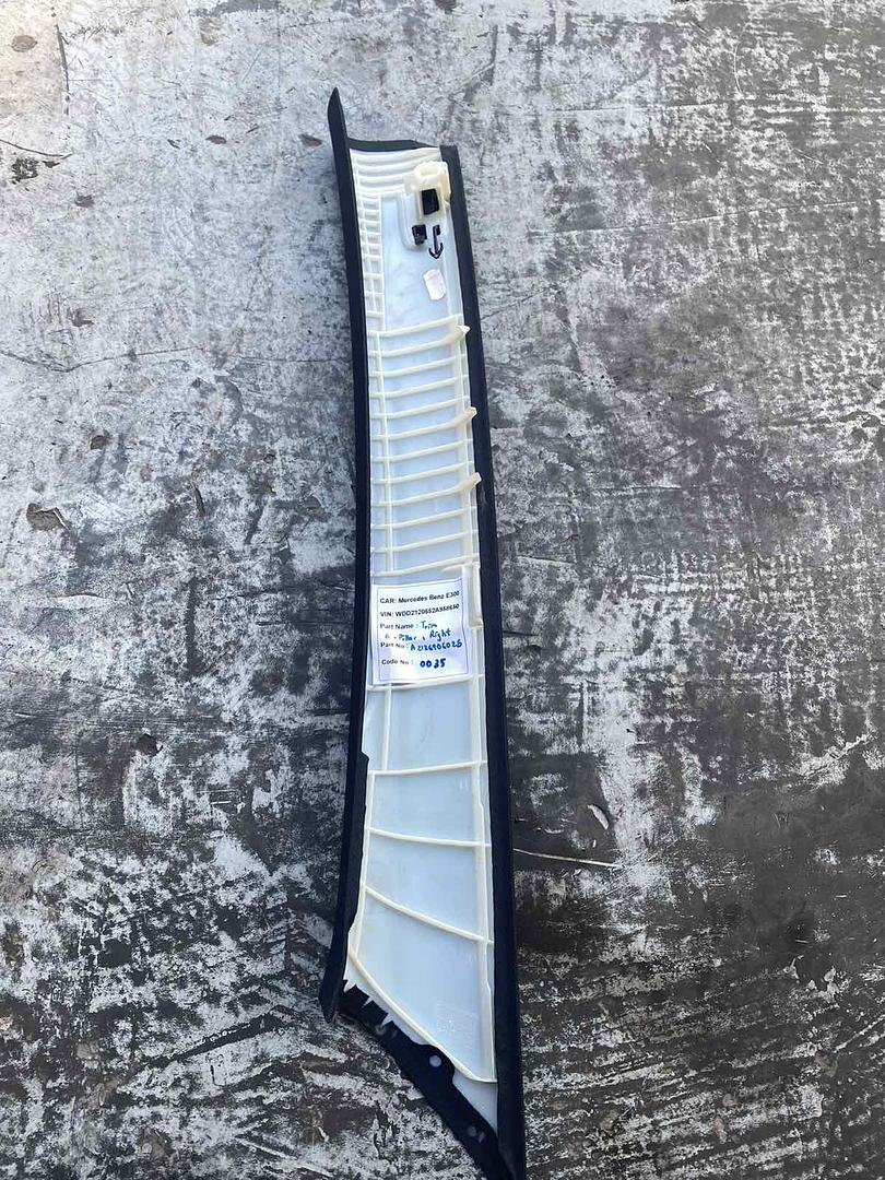 Mercedes-Benz E300 2014 W212 Trim Panel A-Pillar Front Right (used) - A2126906025