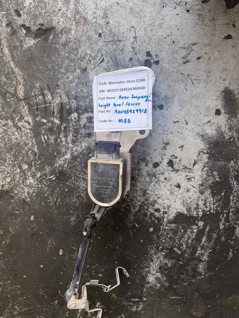 Mercedes-Benz E300 2014 W212 Front Suspension Height Level Sensor (used) - A0045429918