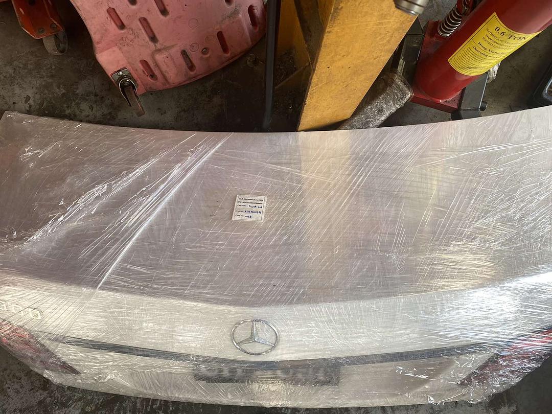 Mercedes-Benz E300 2014 W212 Trunk Lid (used) - A2127500975