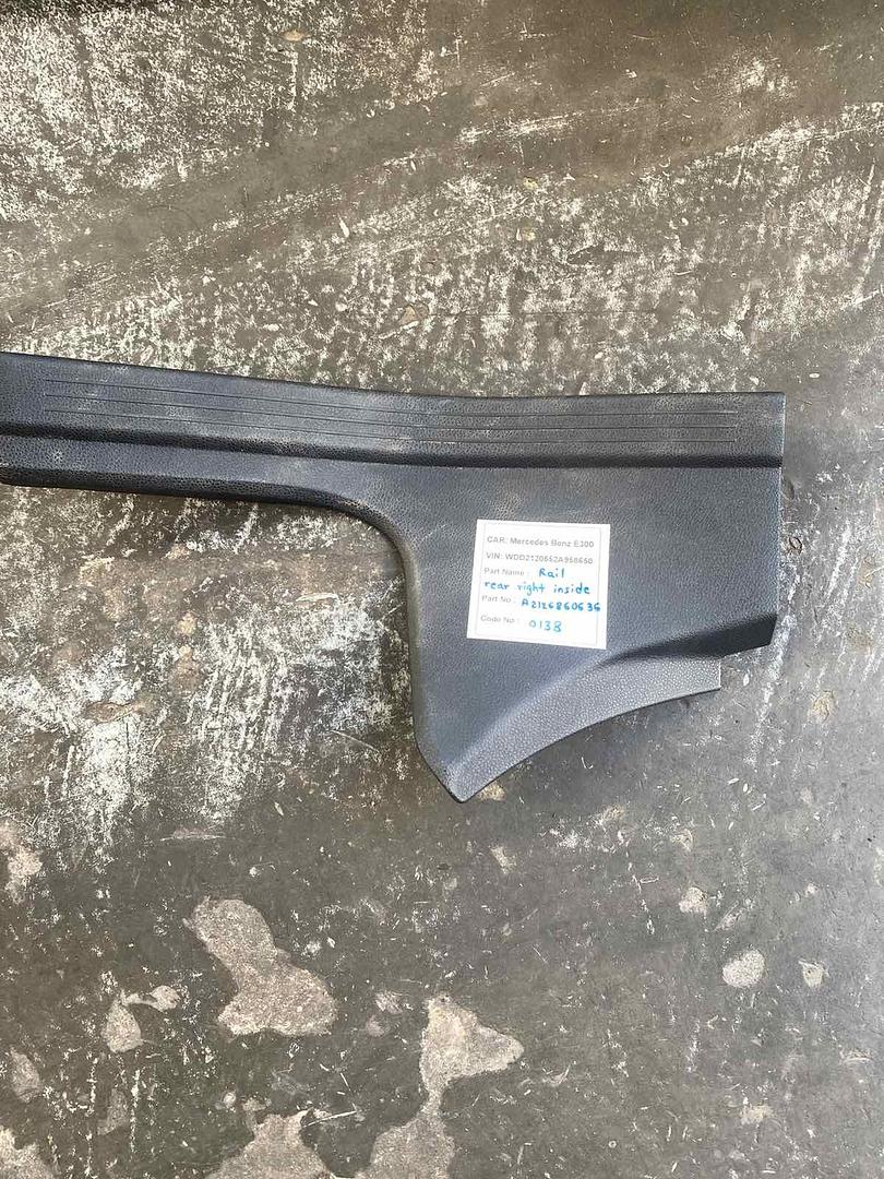 Mercedes-Benz E300 2014 W212 Rail Rear Right Inside (used) - A2126860636
