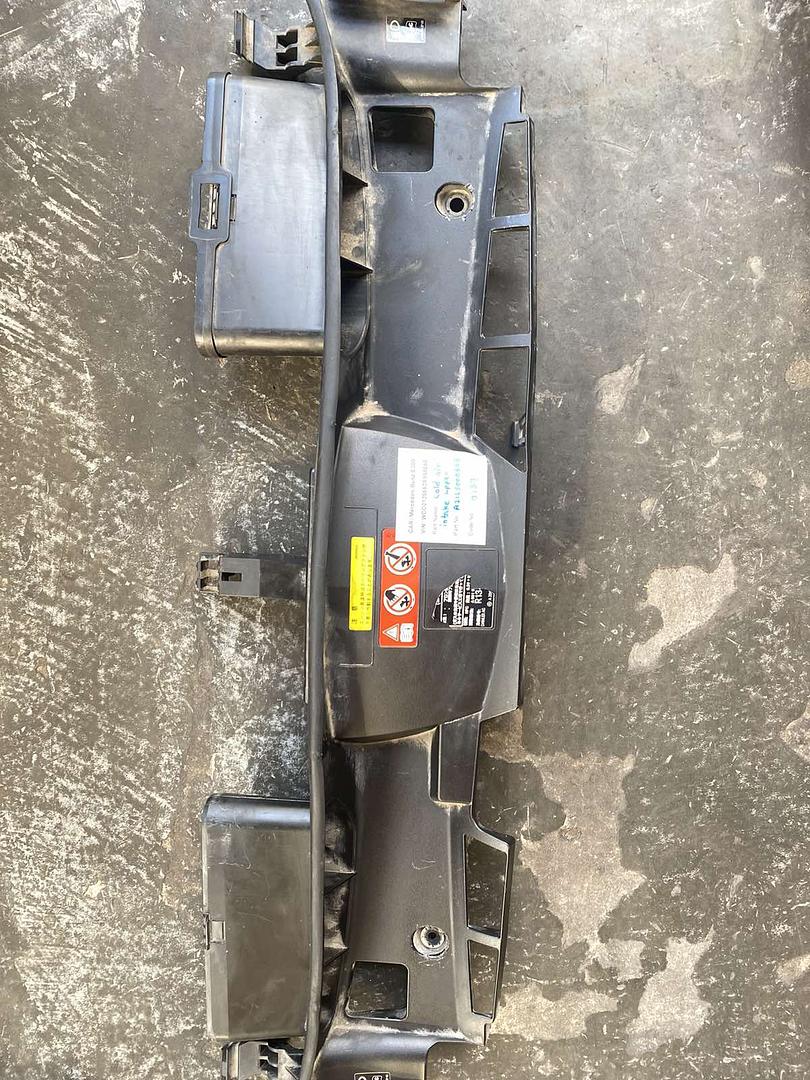 Mercedes-Benz E300 2014 W212 Air Duct Cold Air Intake Upper (used) - A2125000555