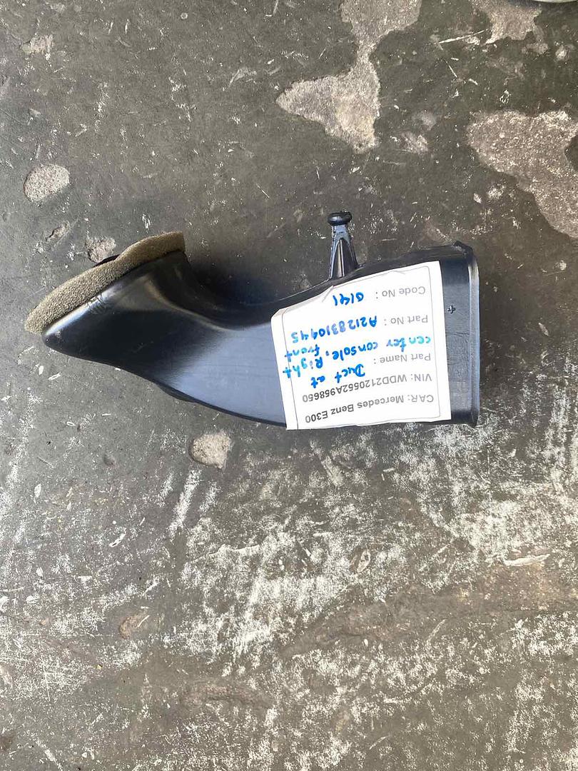 Mercedes-Benz E300 2014 W212 Air Duct At Center Console Right Front (used) - A2128310445