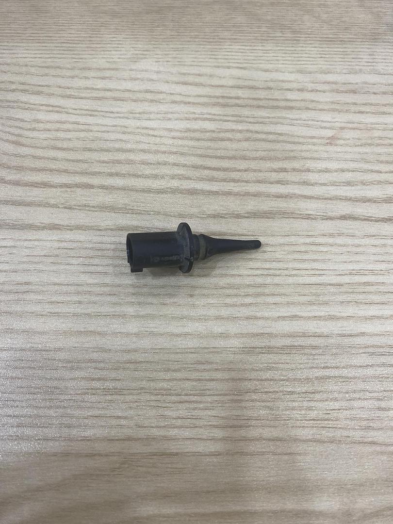 Mercedes-Benz E300 2014 W212 Outside Temperature Sensor (used) - A0075421318