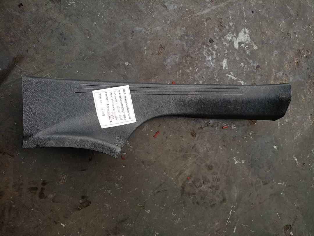 Mercedes-Benz E350 2018 W213 Cover Rail Rear Inside Right (used) - A2136808602