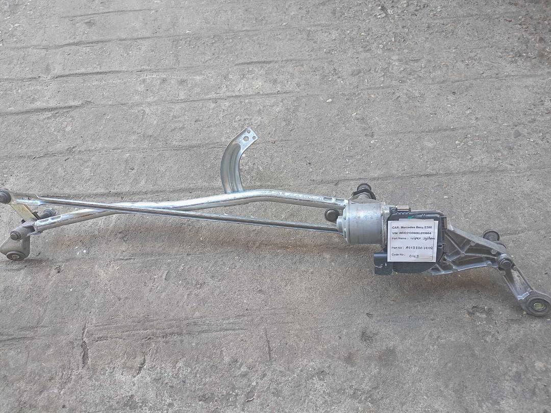 Mercedes-Benz E350 2018 W213 Wiper System (used) - A2138207402