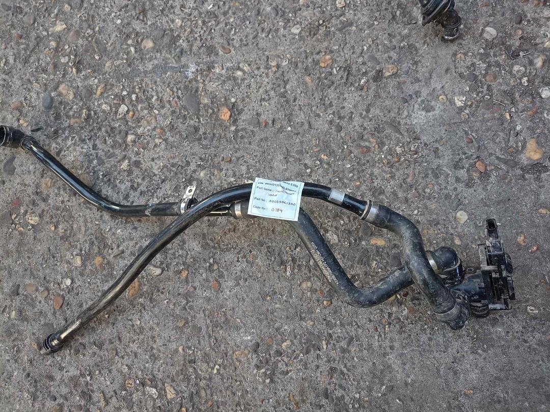 Mercedes-Benz E350 2018 W213 Switchover Valve (used) - A0005061300