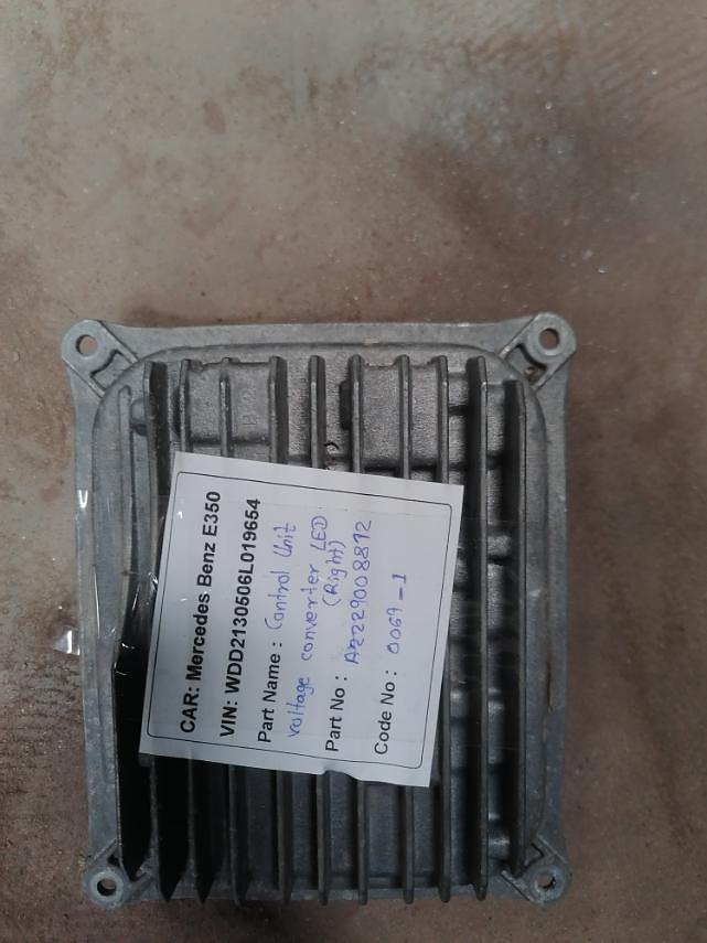 Mercedes-Benz E350 2018 W213 Voltage Inverter LED Right Control Unit (used) - A2229008812