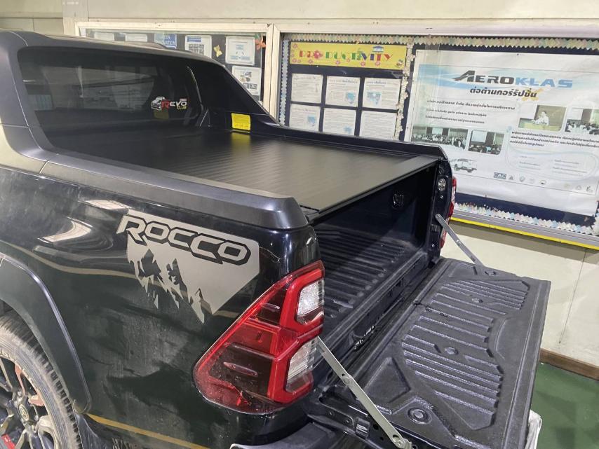 Toyota Hilux Revo Adventure Rocco Aeroklas Roller Lid Auto