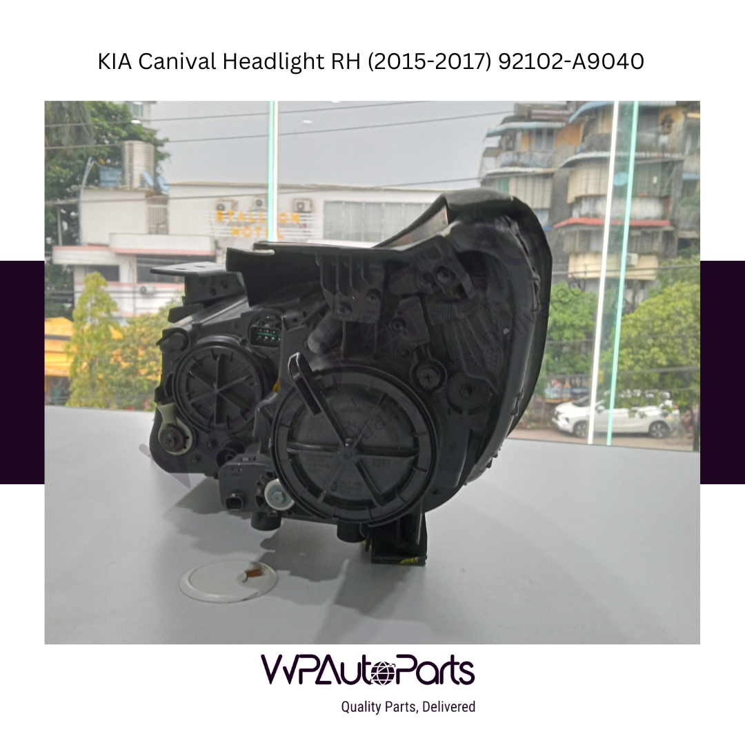 Kia Carnival (2015-2017) Headlight RH (used) 92102-A9040