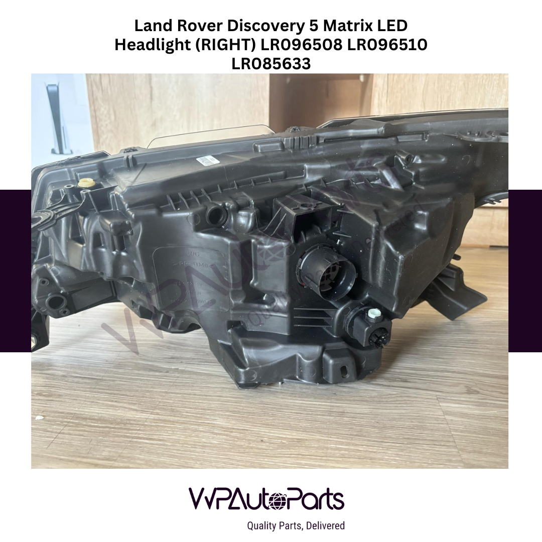 LR Discovery 5 Matrix Headlight Left LR096507 And Right LR096508 Used