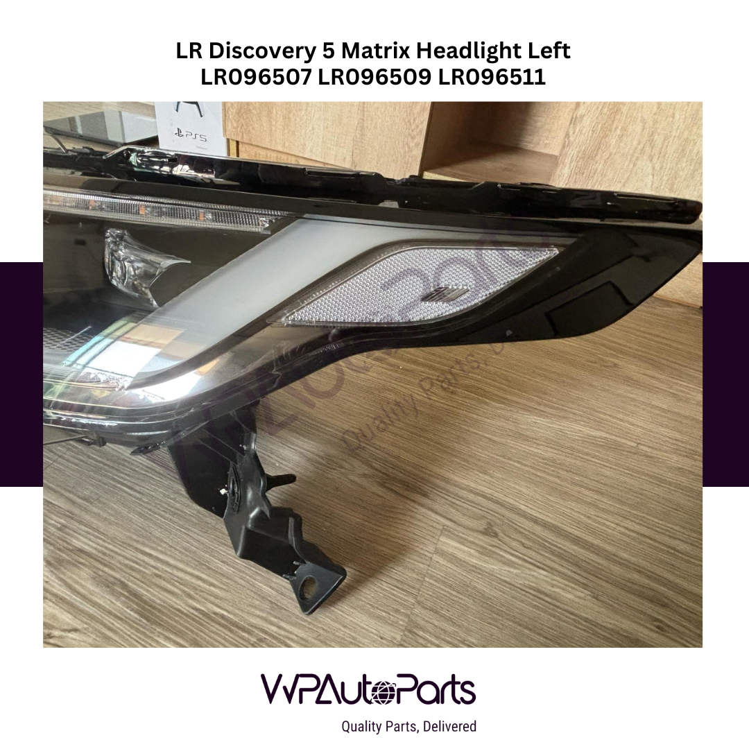 LR Discovery 5 Matrix Headlight Left LR096507 And Right LR096508 Used