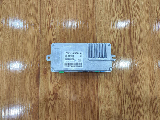 Land Rover Range Rover Velar And Discovery And Sport HSE (2017-2023) Parking Module LR081454