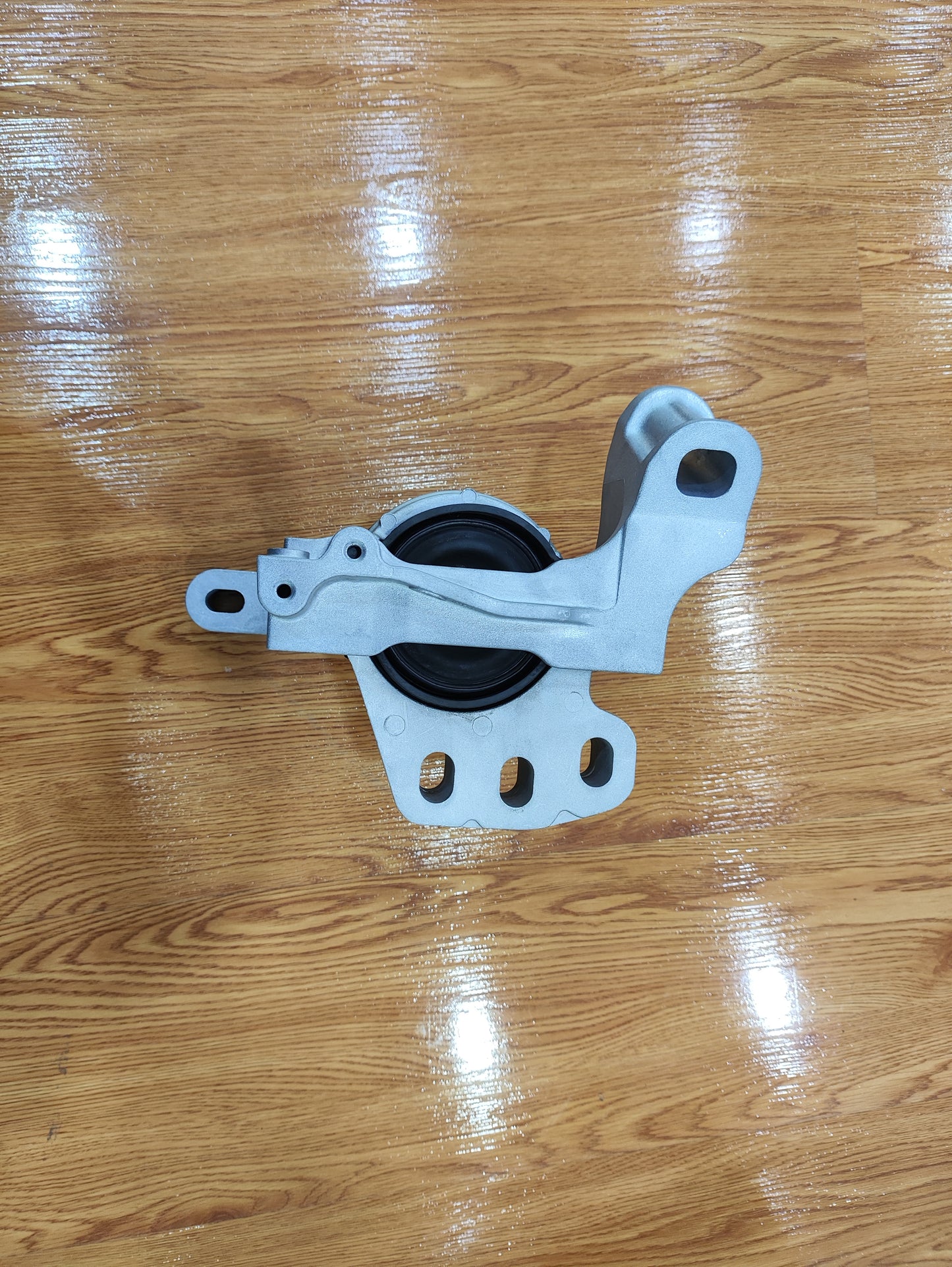 Mazda CX-3 (2015-2018) And Mazda 2 (2014-2018) Front Engine Mount DA6R-39-060