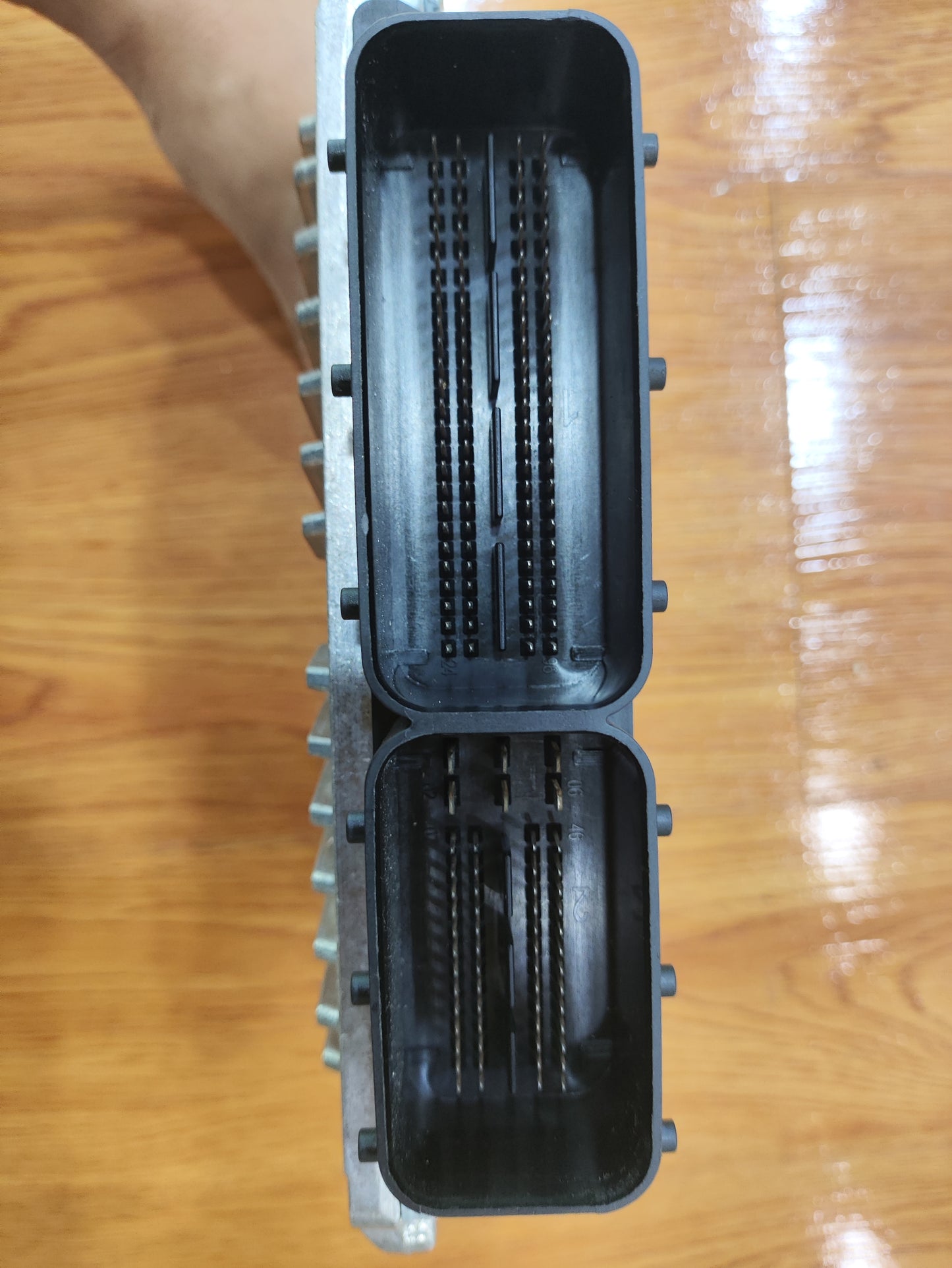 Mercedes-Benz E Class W212 Engine Control Unit (ECU) A2729004400