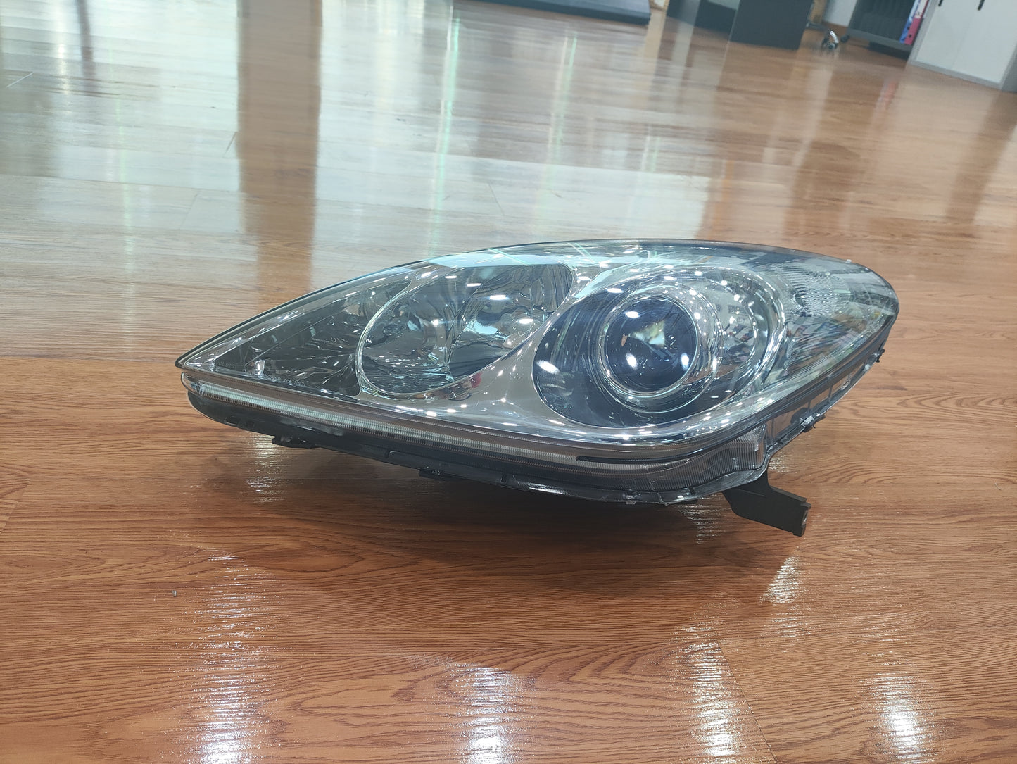 Lexus ES330 2005-2006 Headlight Front Left 20-6686-01-1A