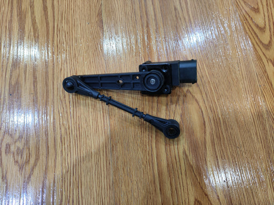 Land Rover Range Rover (2005-2009) High-Level Sensor Rear Right LR020159