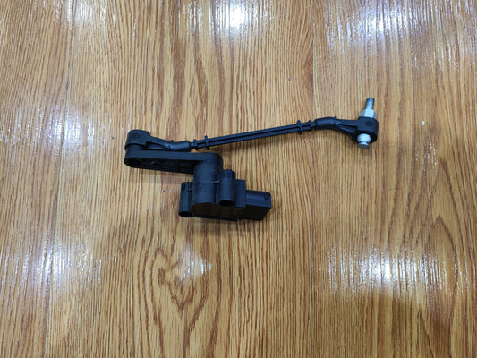 Land Rover Range Rover (2003-2009) High-Level Sensor Front Left LR020626