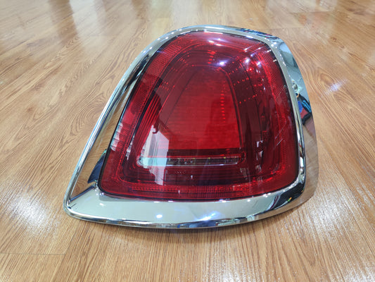 ROLLS-ROYCE WRAITH (2013-2014) Taillight Right 7303220 Used
