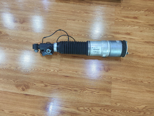 ROLLS-ROYCE WRAITH (2013-2014) Rear Air Suspension Strut Left 37106862191 Used