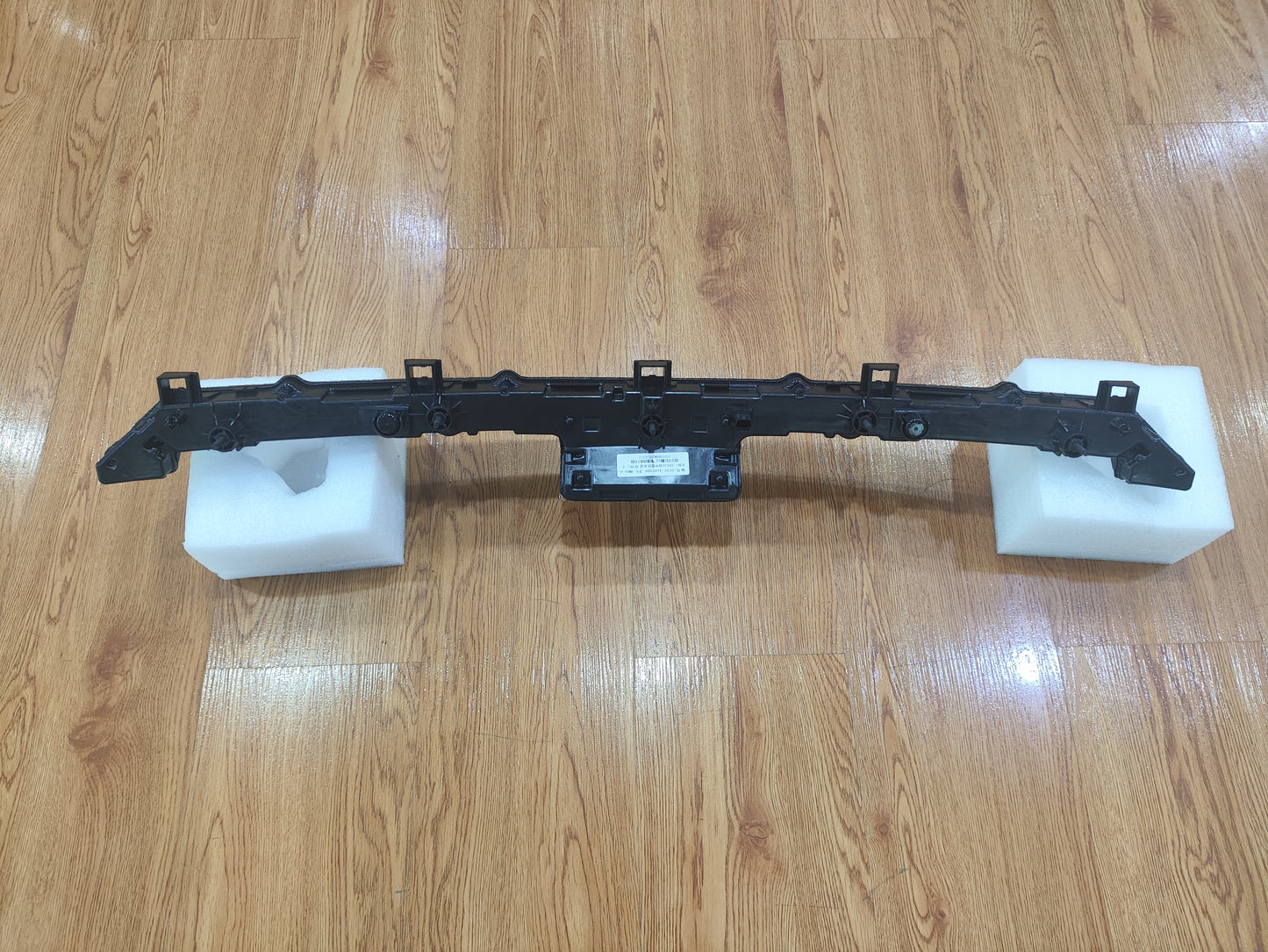 BYD Atto 3  Front Center Position Light SC2E-4102300