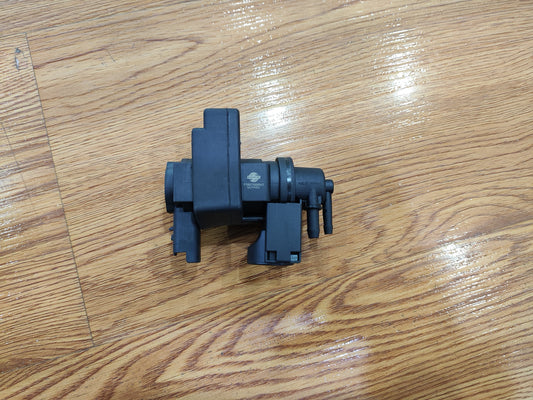 BMW 3 Series, Mini Cooper Countryman Turbo Control Solenoid Actuator Used 886403501