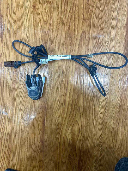 Mercedes-Benz E300 2014 W212 Front Camera And Wiring Harness (used)- A2128880173