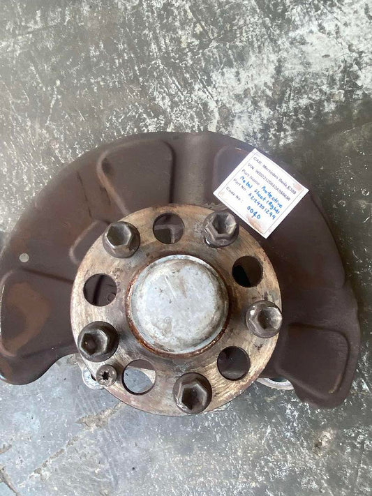 Mercedes-Benz E300 2014 W212 Right Steering Knuckle and Front Brake Disc Brake (used) - A2123320800