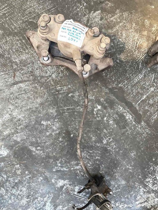 Mercedes-Benz E300 2014 W212 Front Brake Caliper Right (used) - A2044213681