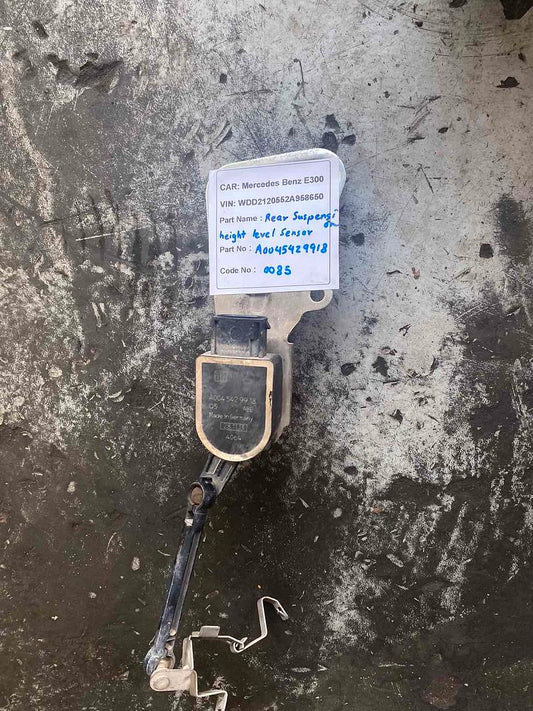 Mercedes-Benz E300 2014 W212 Front Suspension Height Level Sensor (used) - A0045429918