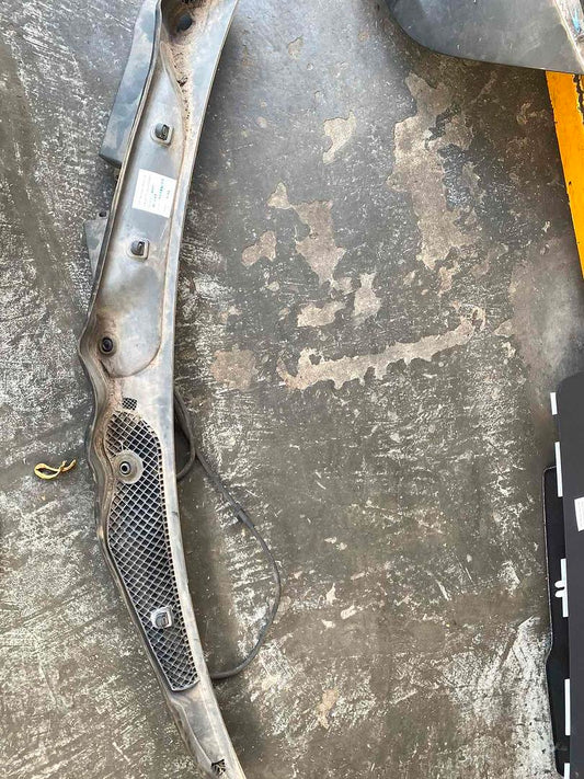 Mercedes-Benz E300 2014 W212 Windscreen Scuttle Panel (used) - A2128301313