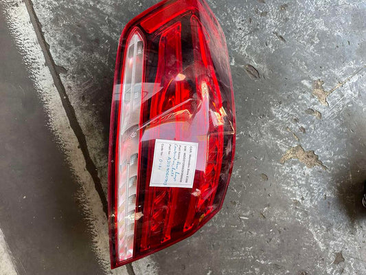 Mercedes-Benz E300 2014 W212 Rear Lamp Combination Left (used) - A2129060703