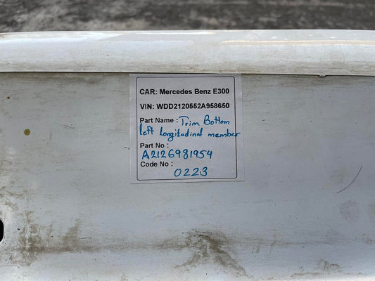 Mercedes-Benz E300 2014 W212 Trim Bottom left Side Skirt (used) - A2126981954