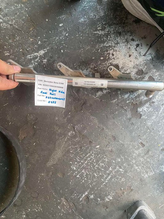Mercedes-Benz E300 2014 W212 Right Side Fuel Rail (used) - A2760704095