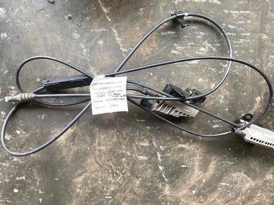 Mercedes-Benz E300 2014 W212 Hood Cable Rear And Release Handle (used) - A2128800459