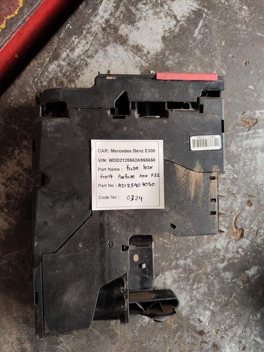 Mercedes-Benz E300 2014 W212 Fuse Box Control Unit Power Distribution Electrical (used) - A2125407050