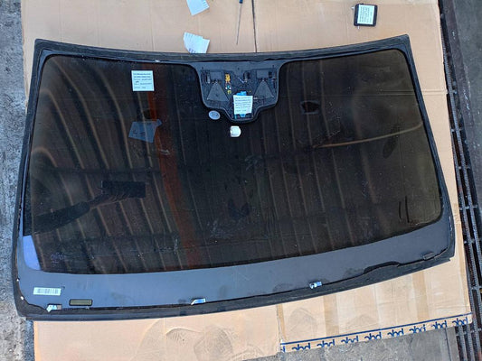 Mercedes-Benz E350 2018 W213 Windshield (used) - A2136700601