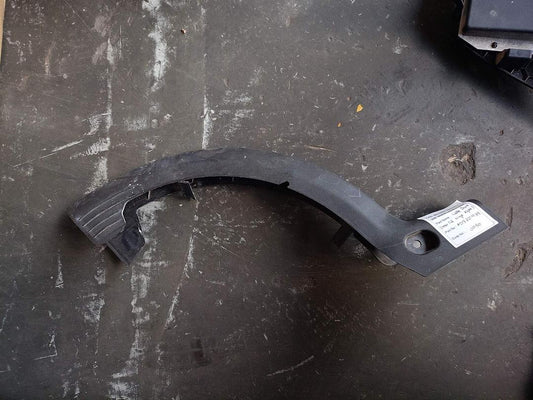 Mercedes-Benz E350 2018 W213 Duct Rear Lid Hinge Right (used) - A2138211089