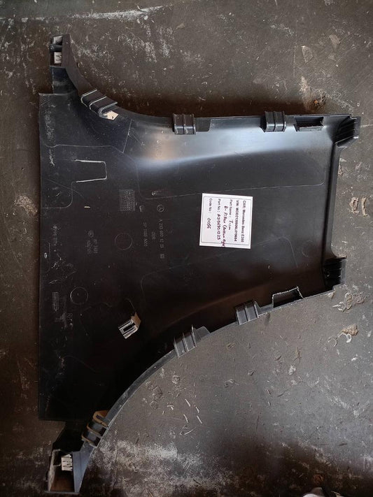 Mercedes-Benz E350 2018 W213 Trim B-Pillar Bottom Right (used) - A2136901225
