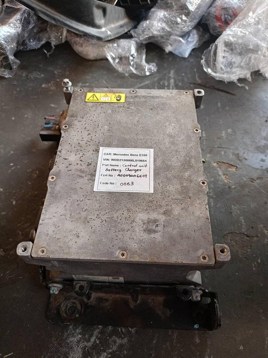 Mercedes-Benz E350 2018 W213 Hybrid Battery Charger (used) - A0009006609