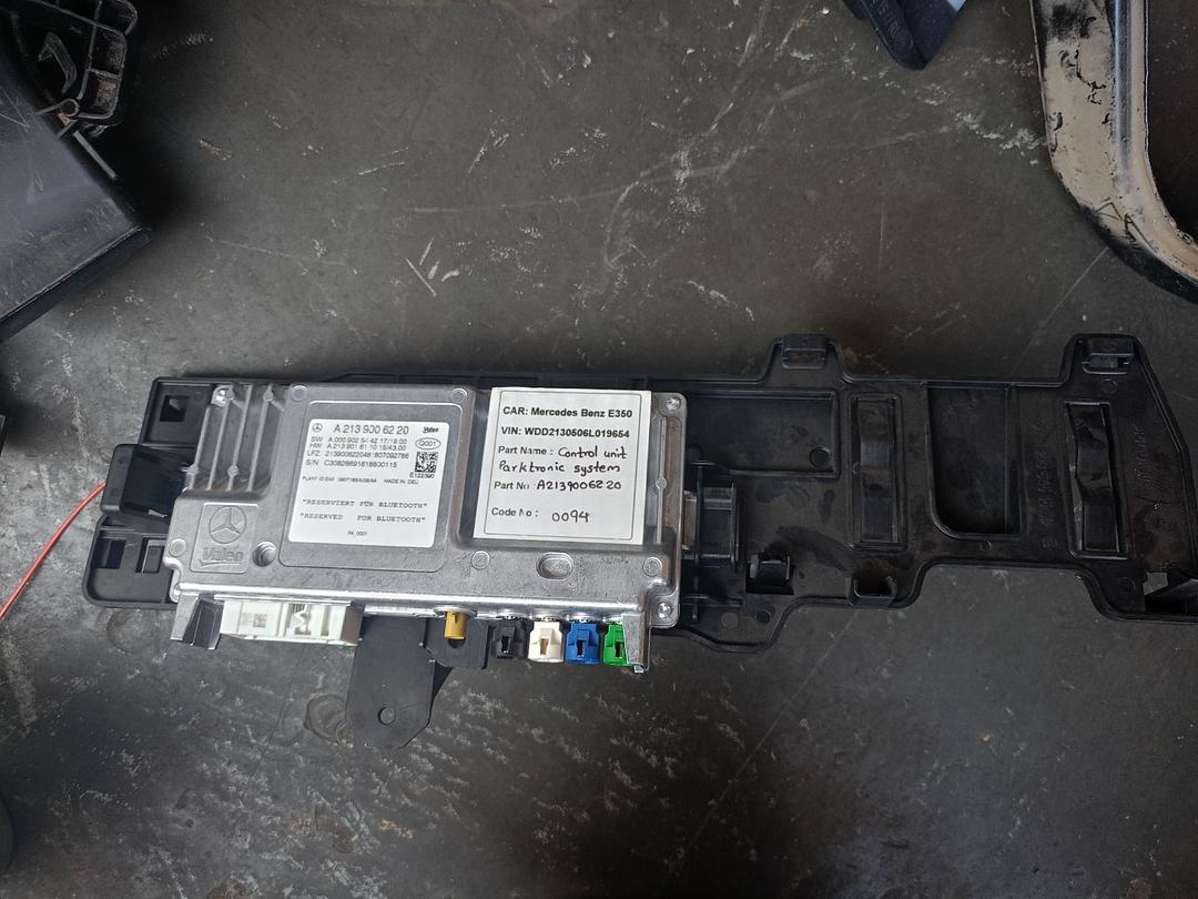 Mercedes-Benz E350 2018 W213 Control Unit Parktronic System (used) - A2139006220