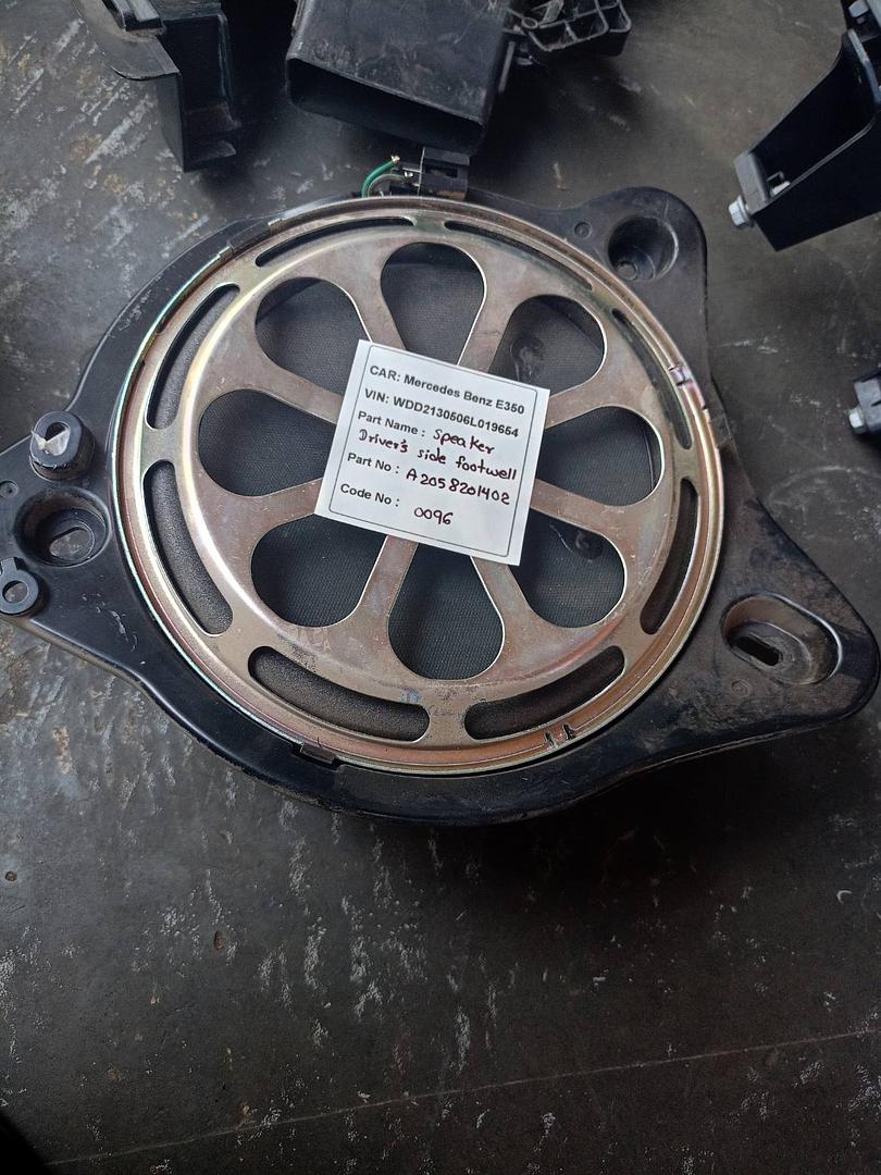 Mercedes-Benz E350 2018 W213 Speaker Driver's Side (used) - A2058201402