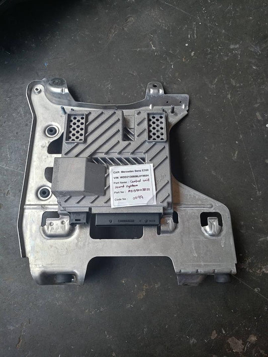 Mercedes-Benz E350 2018 W213 Control Unit Sound System (used) - A2139003822