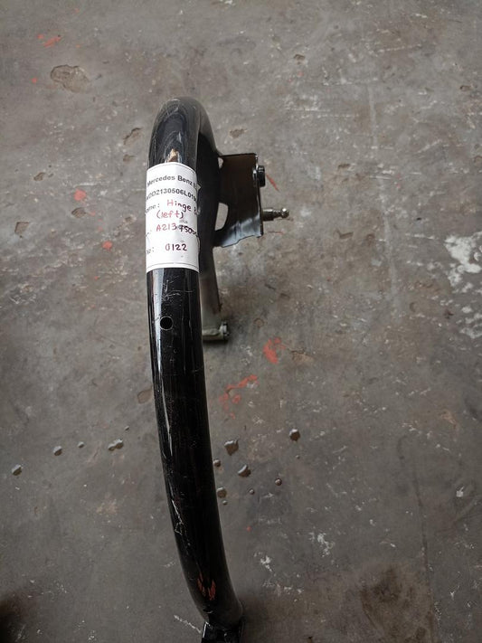 Mercedes-Benz E350 2018 W213 Rear Lid Left Hinge Lever (used) - A2137500328