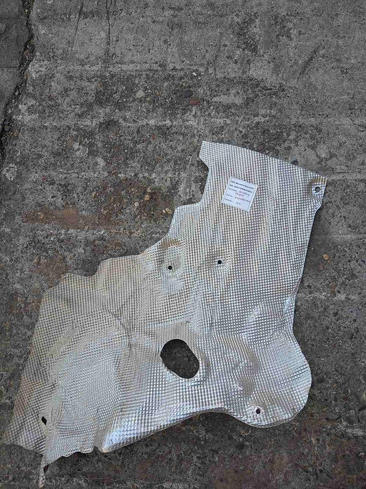 Mercedes-Benz E350 2018 W213 Shield Right (used) - A2056824401