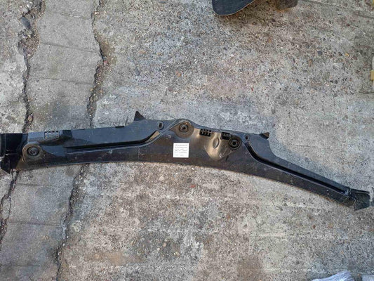 Mercedes-Benz E350 2018 W213 Windscreen Scuttle (used) - A2138313600