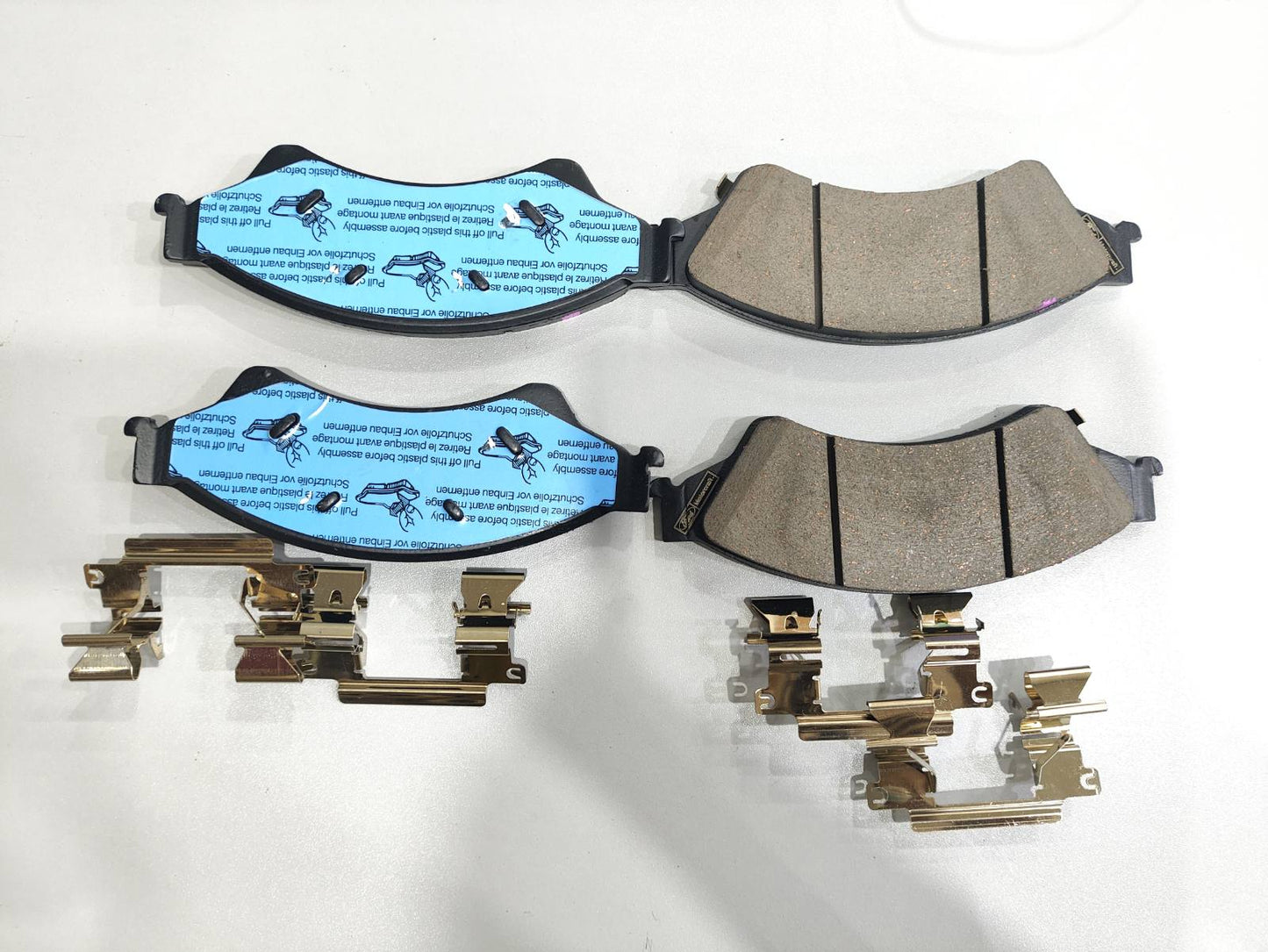 Ford Ranger 2012-21 Front Brake pads (2.2/ 3.2/ 2.0)  AB3Z2V001A